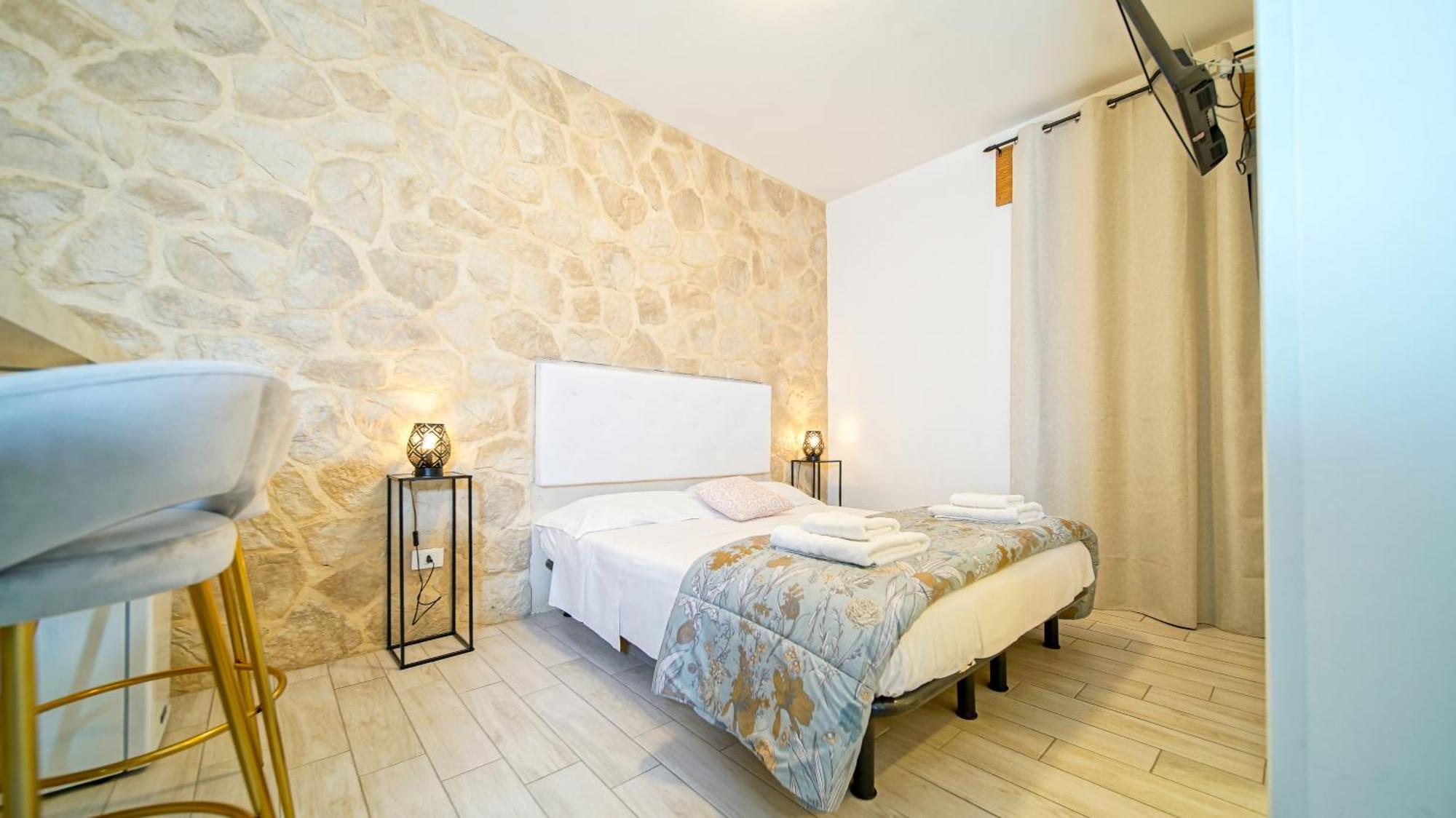 Langolo Di Laura Borgo Roma Destiny Home 3 Verona Exteriér fotografie